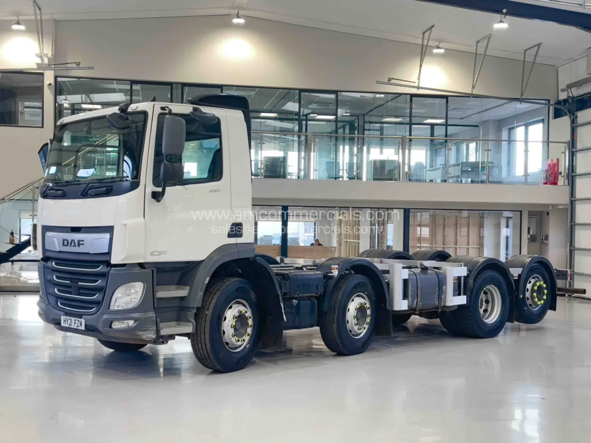 2021 (21) DAF CF 370 8X4 CHASSIS CAB REARLIFT - Image 3