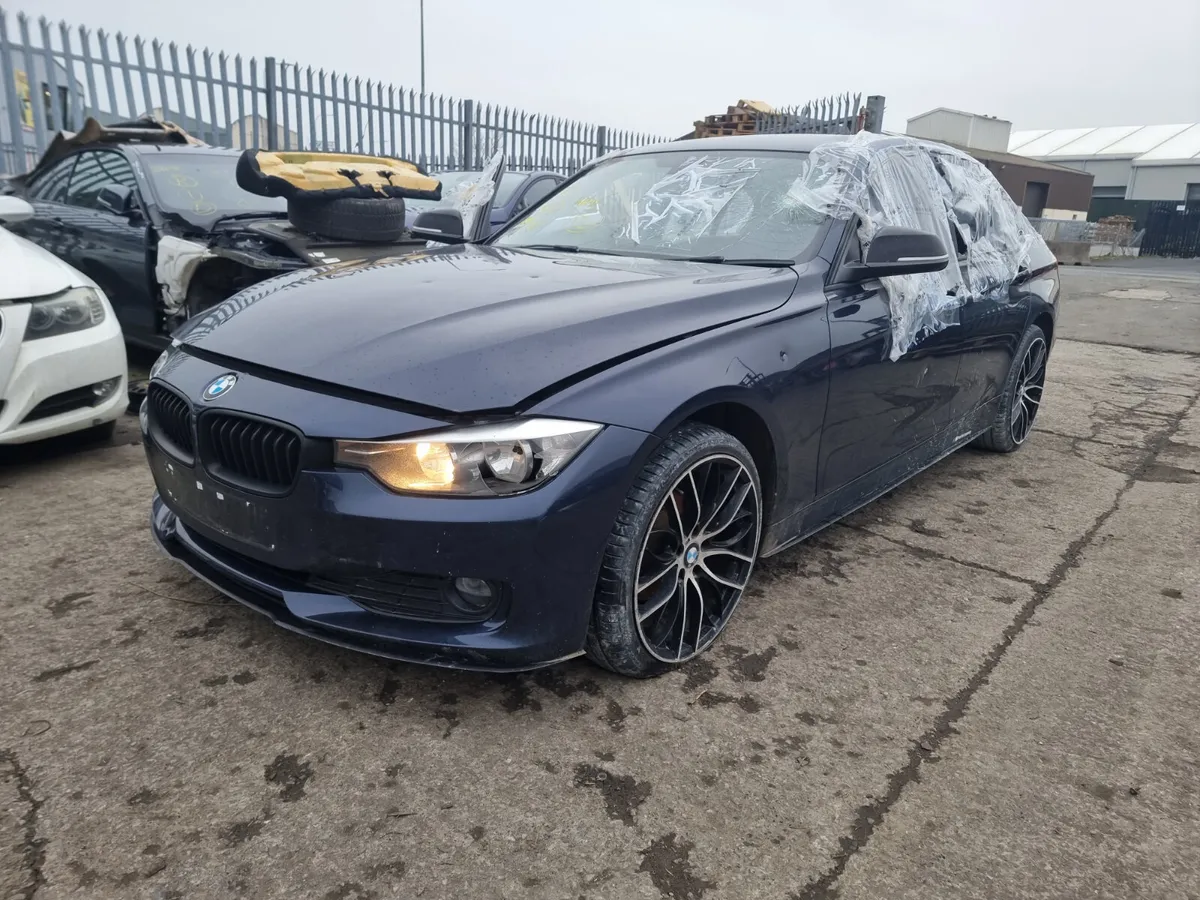 12 BMW 3 SERIES 320D (N47D20C) MANUAL FOR BREAKING - Image 1