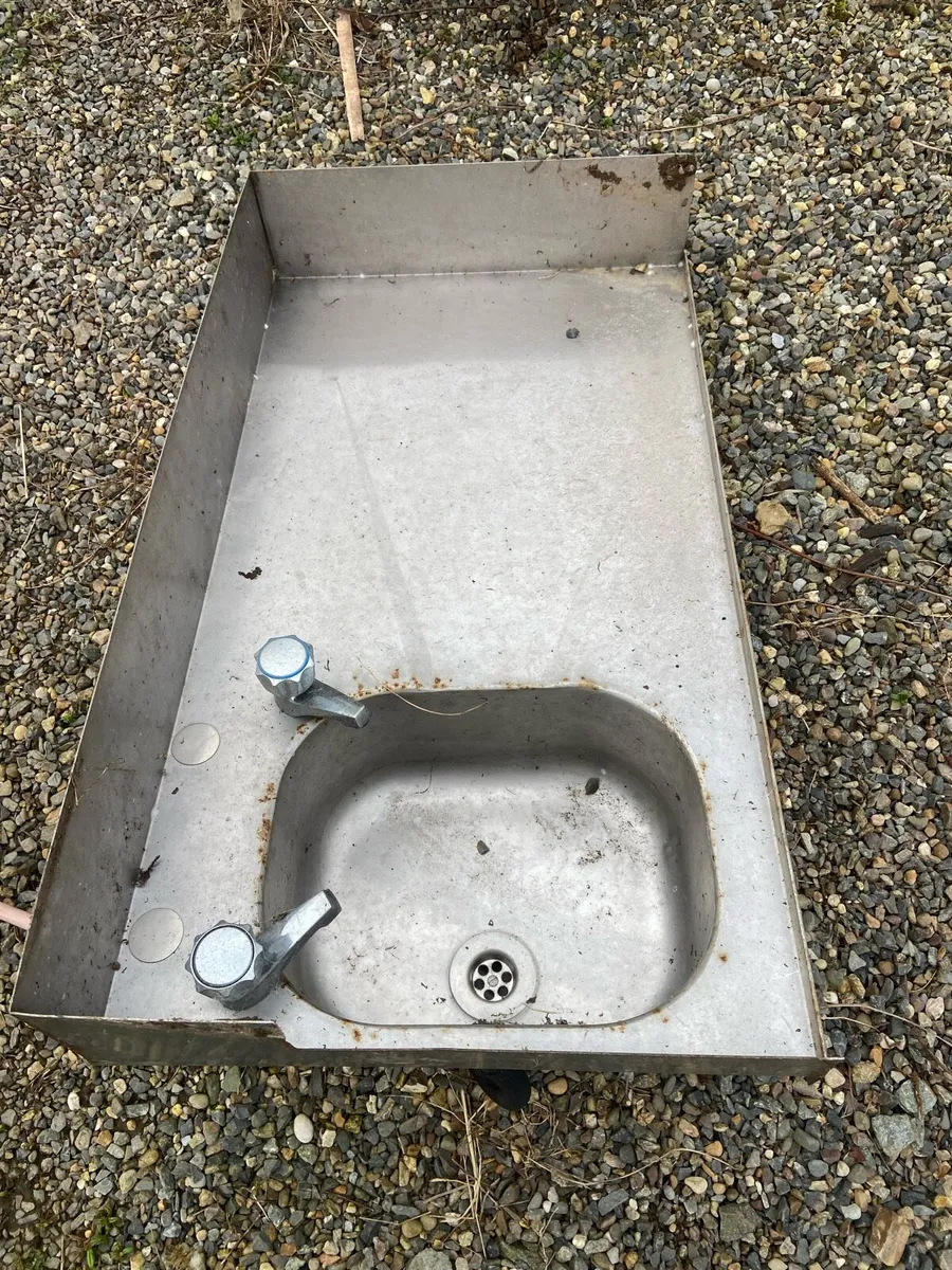 Stainless steel sinks - Image 2