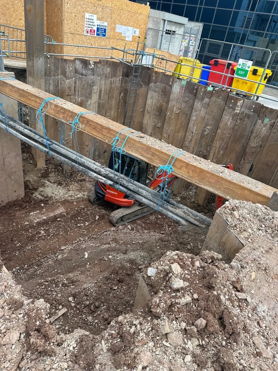 Excavator & dumper drivers - Image 3