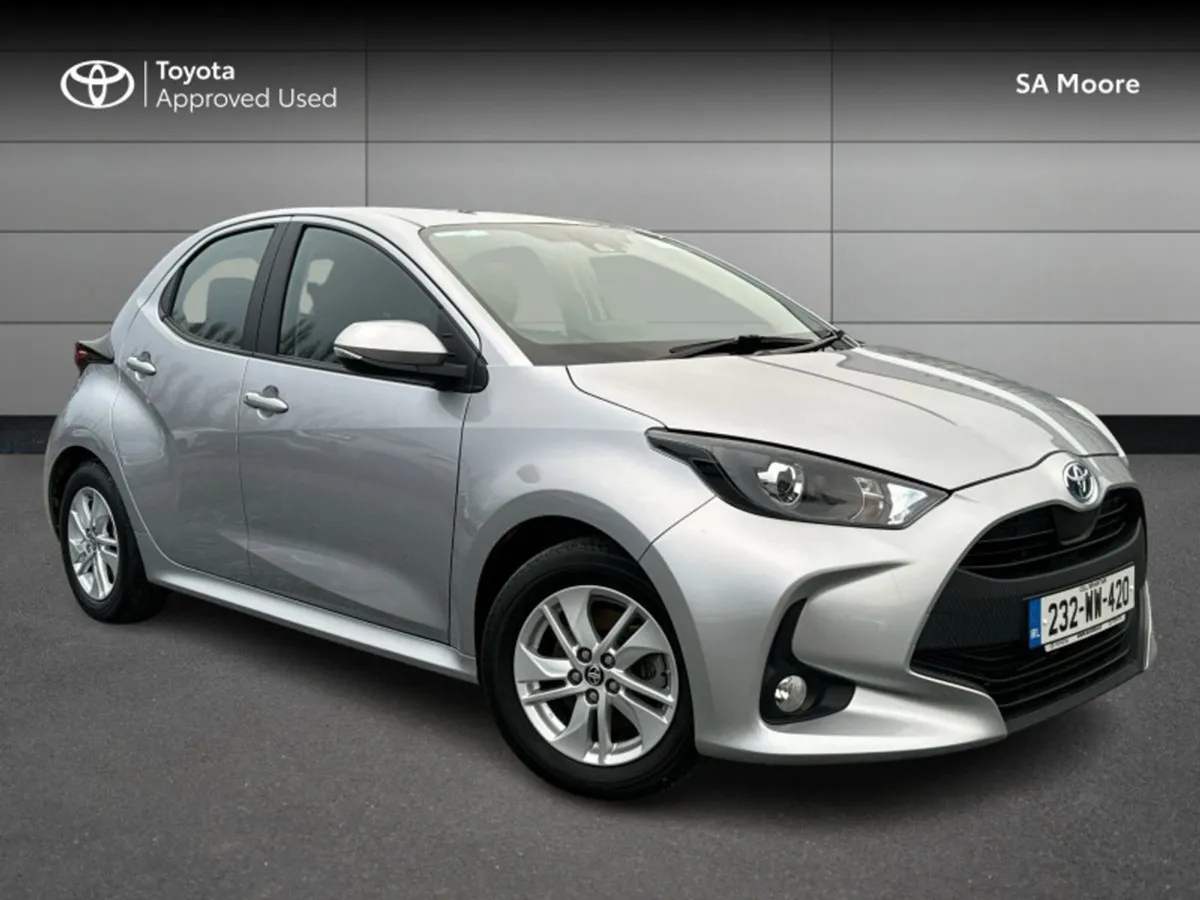 Toyota Yaris Hybrid Luna - Image 1