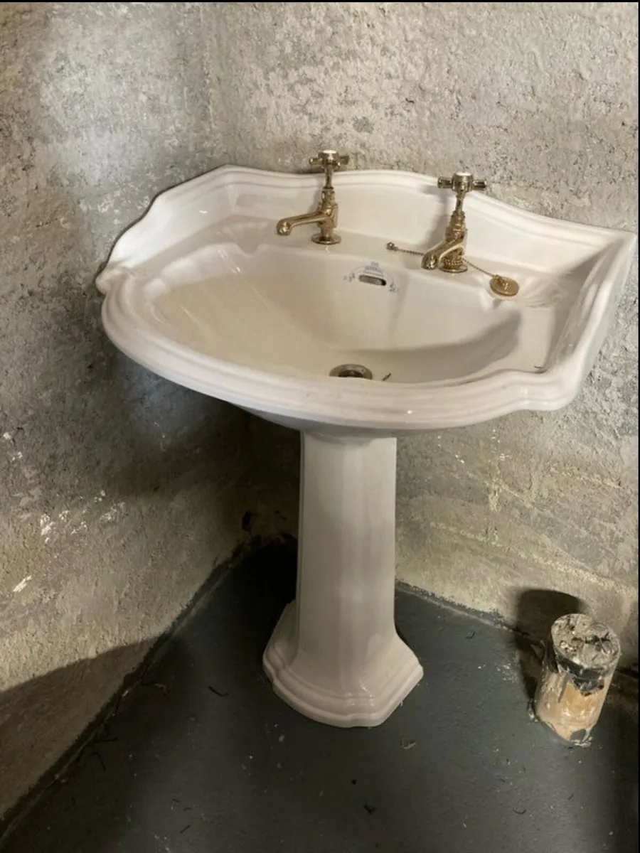 Vintage Bathroom Sink - Image 3