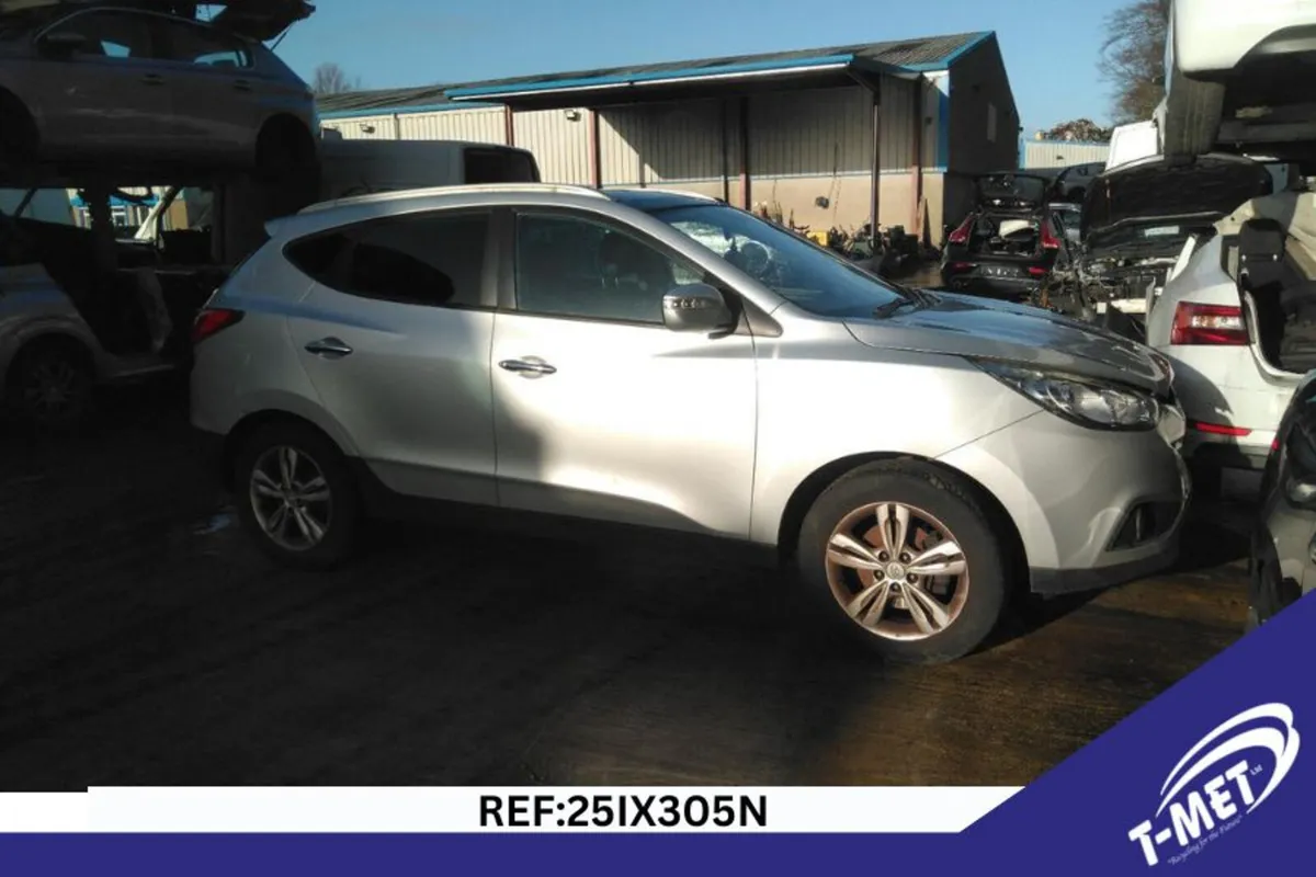 2011 HYUNDAI IX35 BREAKING FOR PARTS - Image 1
