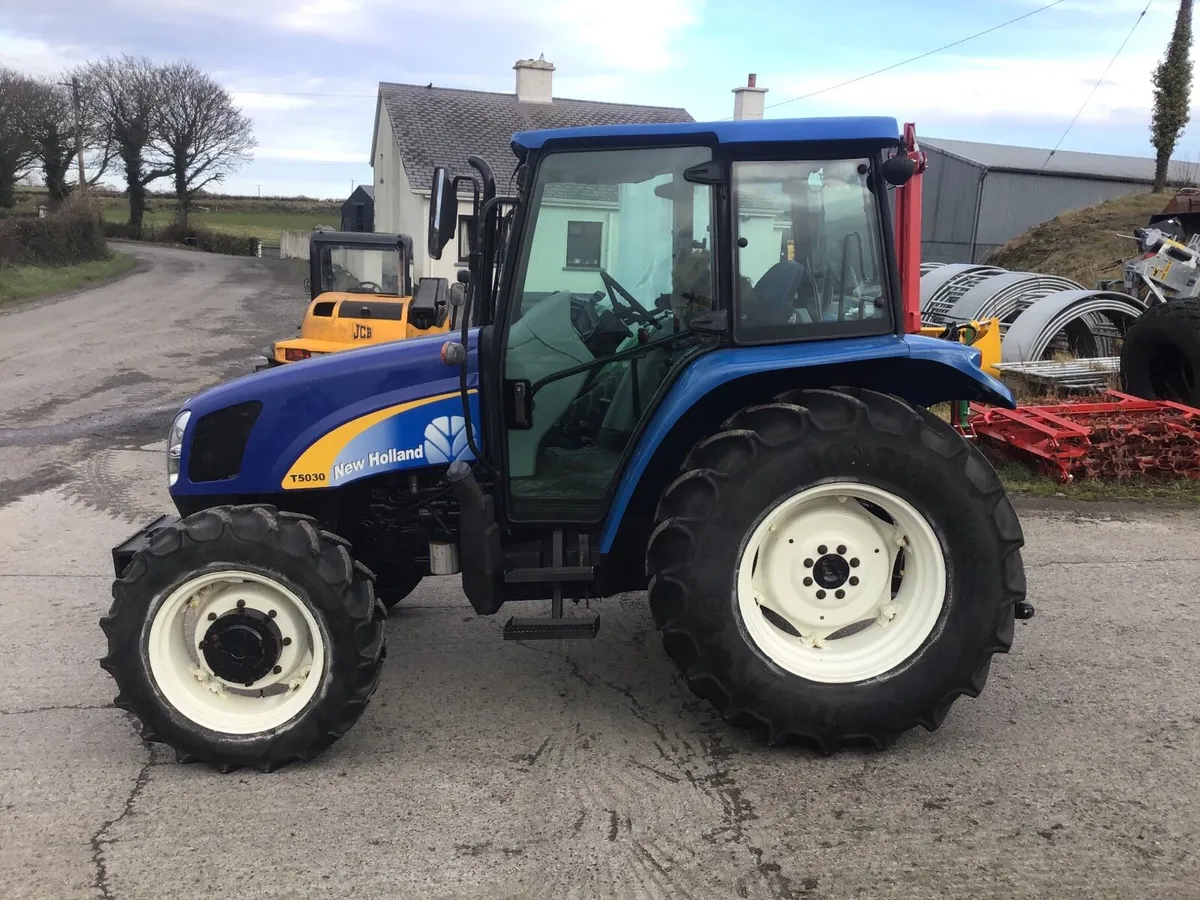 New Holland T5030 - Image 2