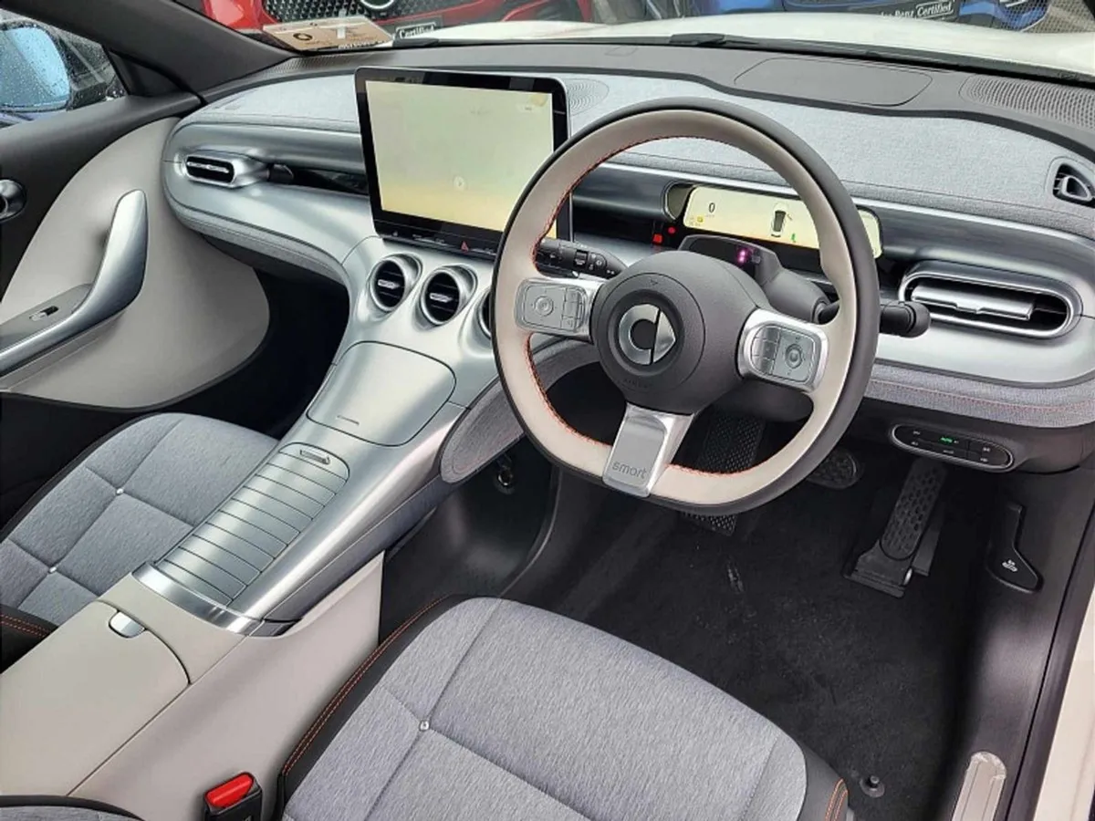 Smart #3  3 PRO Plus Auto  (panoramic Sunroof) - Image 2