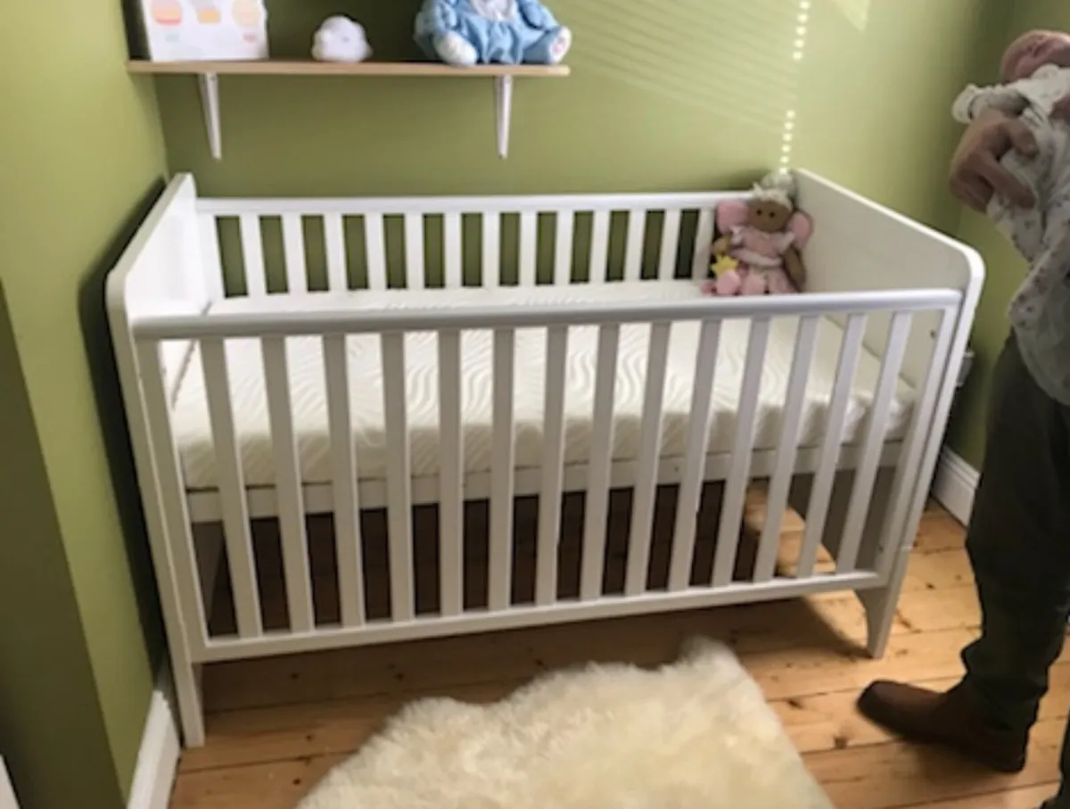 Cod/toddler bed - Image 3