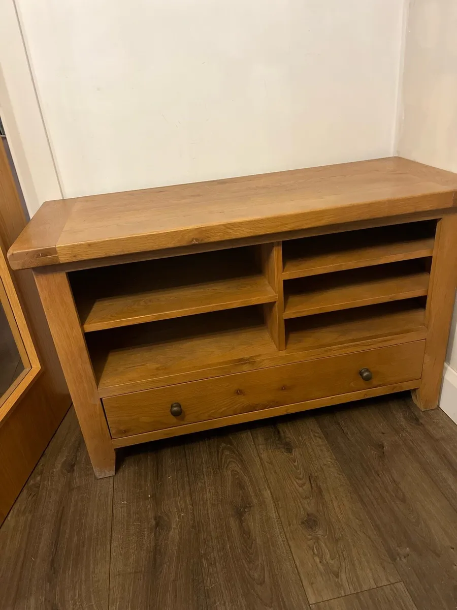 Tv table - Image 1