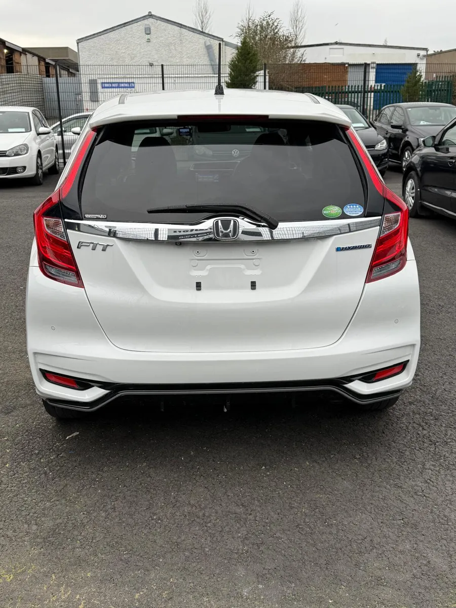 Honda fit 2018 - Image 7