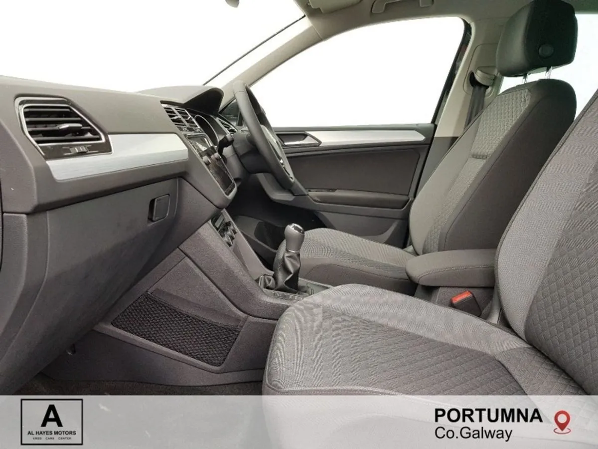 Volkswagen Tiguan Comfortline 2.0 TDI 6speed 150B - Image 4
