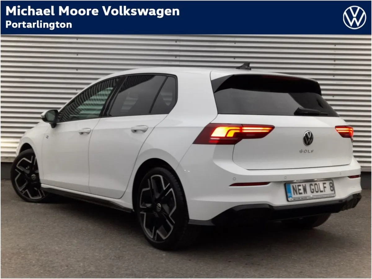 Volkswagen Golf R-line 2.0tdi 150HP DSG - Image 3