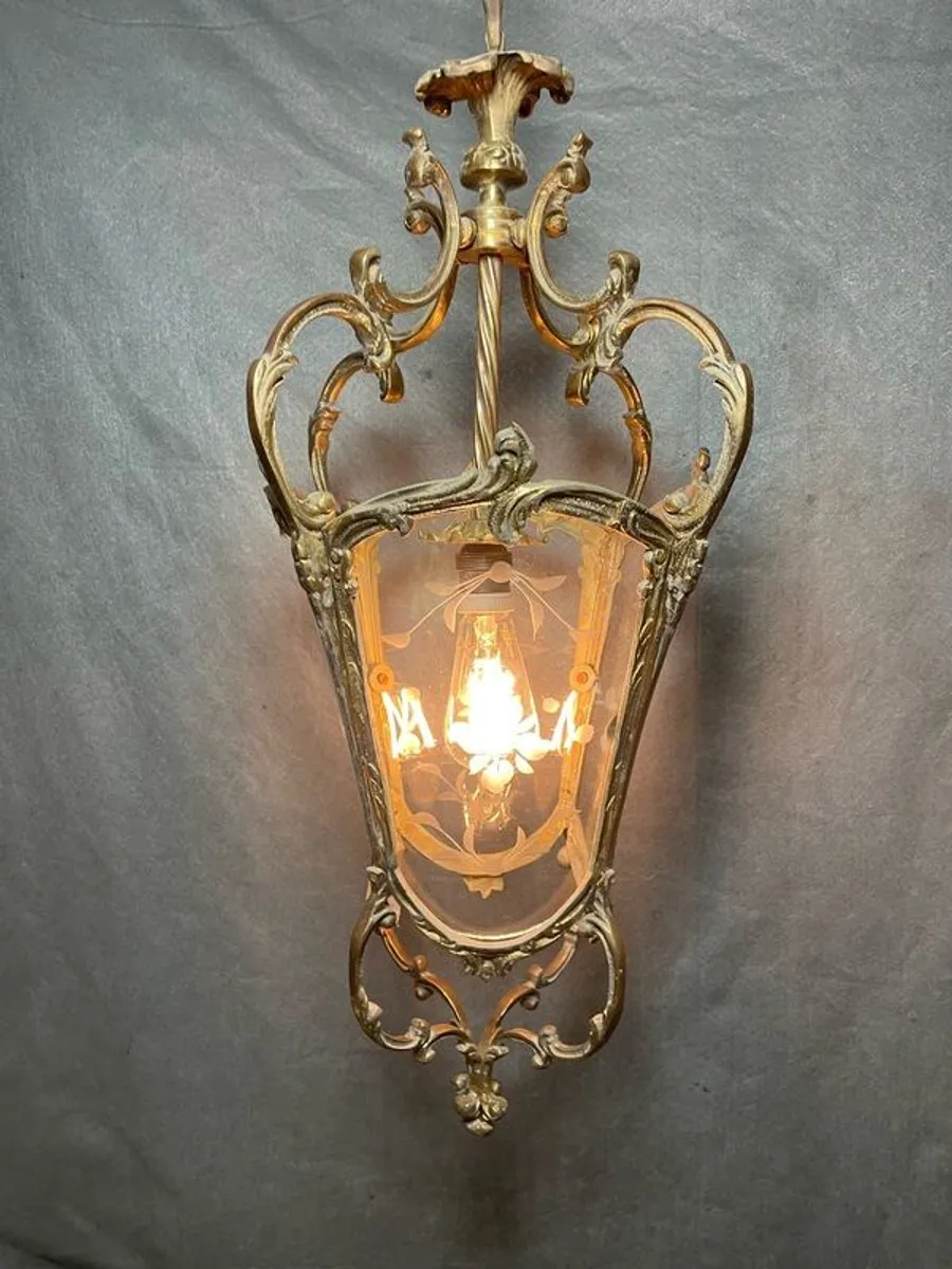 Beautiful Brass and Curved Glass French Lantern. - Image 1