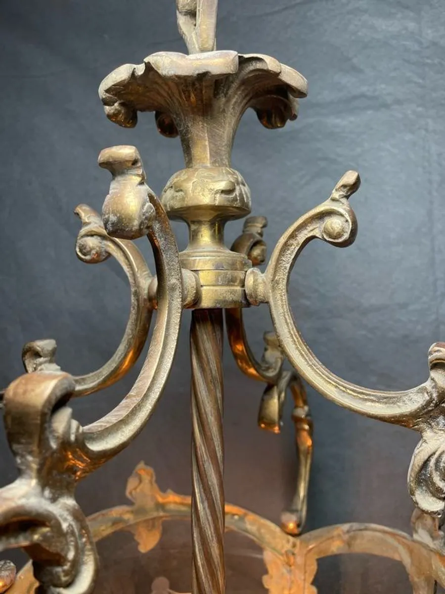 Beautiful Brass and Curved Glass French Lantern. - Image 4