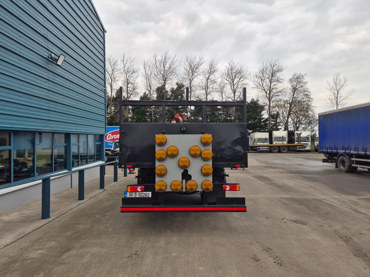 2014 DAF LF 18TON DROPSIDE AND CRANE - Image 4