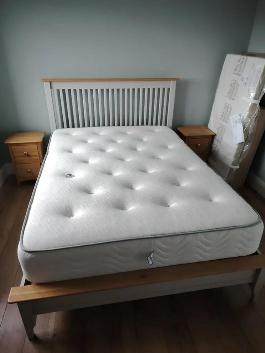 Barely used double bed, mattress & 2 side lockers - Image 1