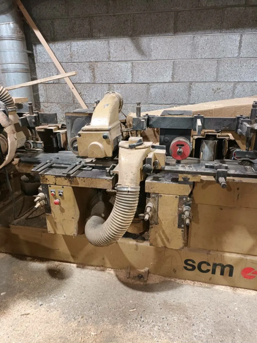 SENP 22 5 headed moulder. Plus 1 Universal - Image 1