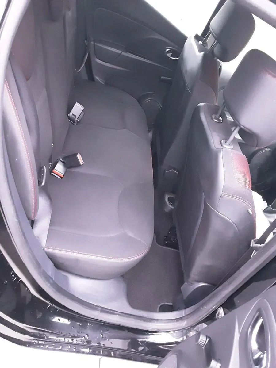 Renault clio expression taxed ncted - Image 3