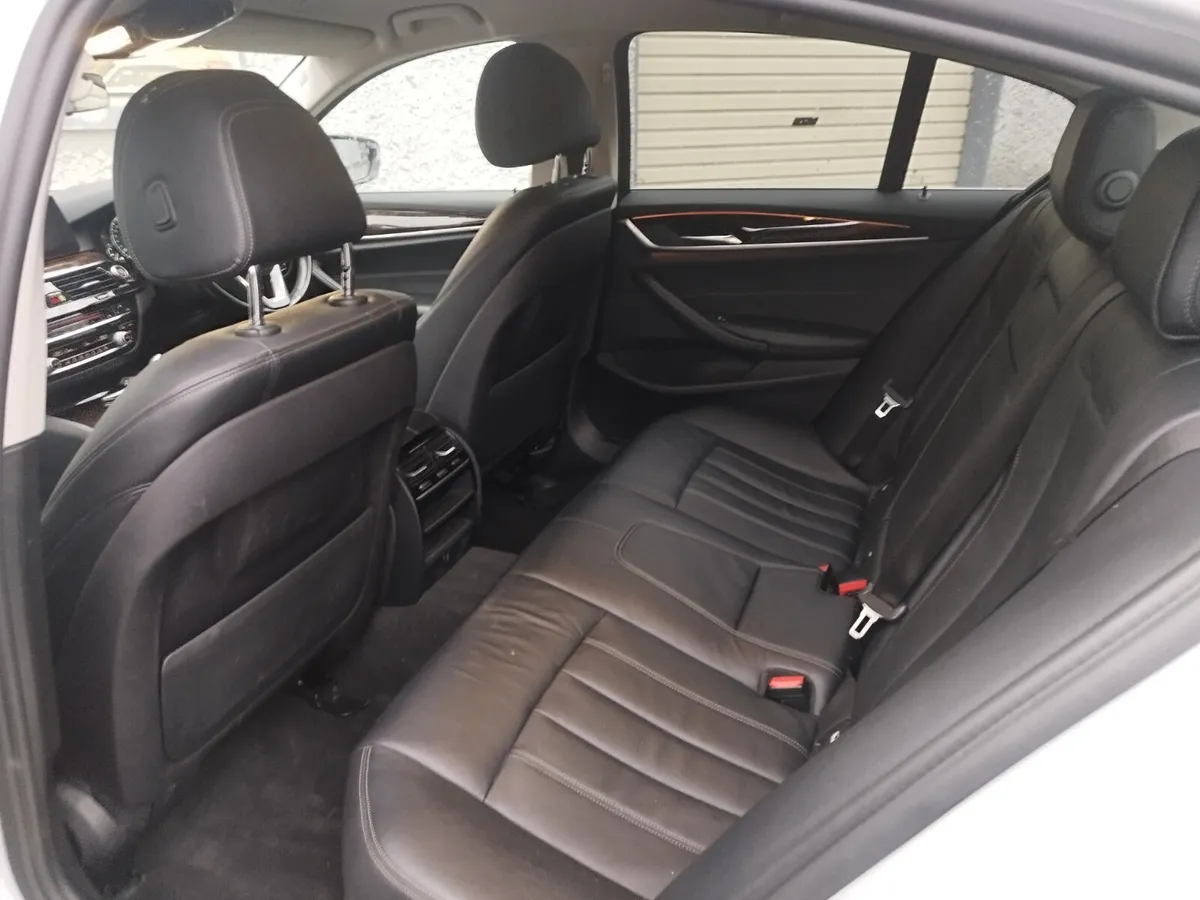 BMW 520d G30 auto - Image 4