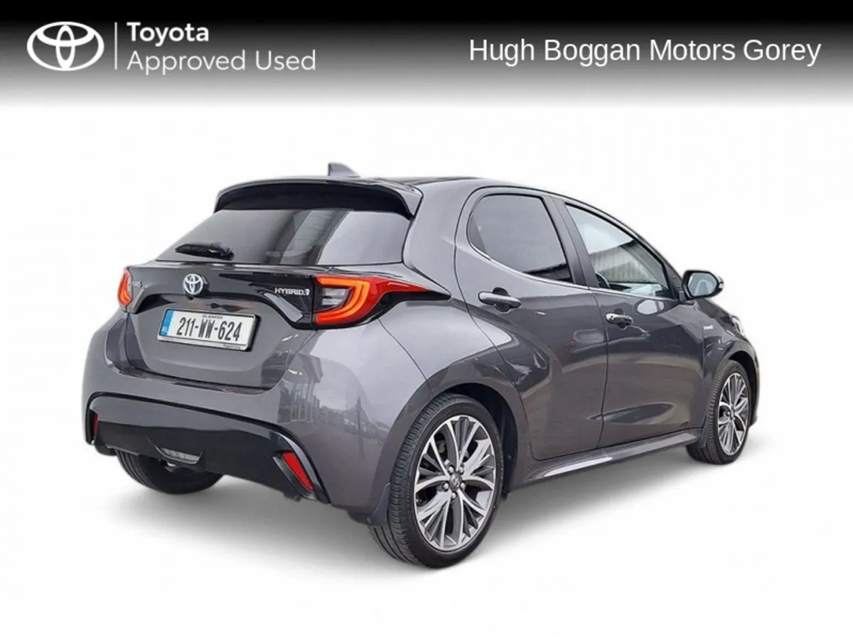 Toyota Yaris Platinum 4 4DR Auto - Image 2