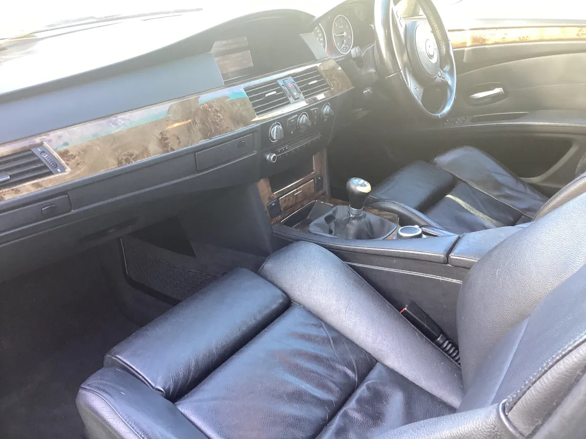 BMW 5-Series 2008 - Image 4