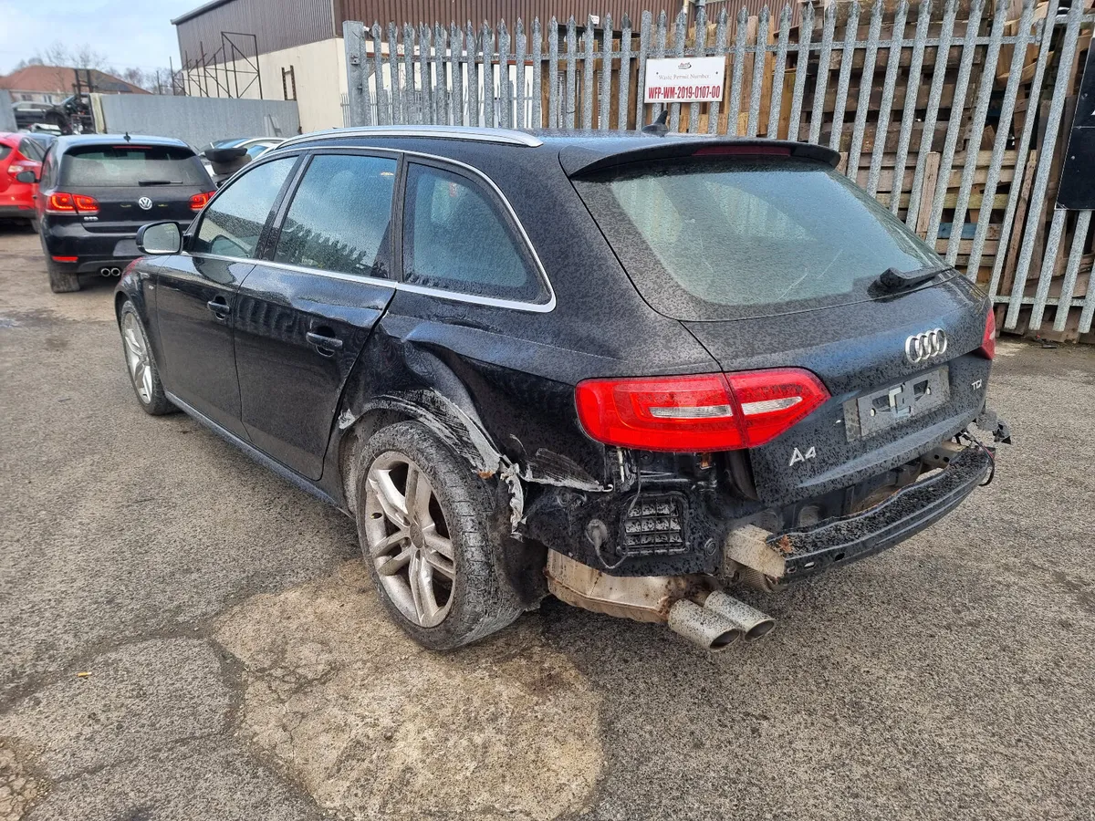 14 AUDI A4  2.0TDI S-LINE  (CJC)  FOR BREAKING - Image 4