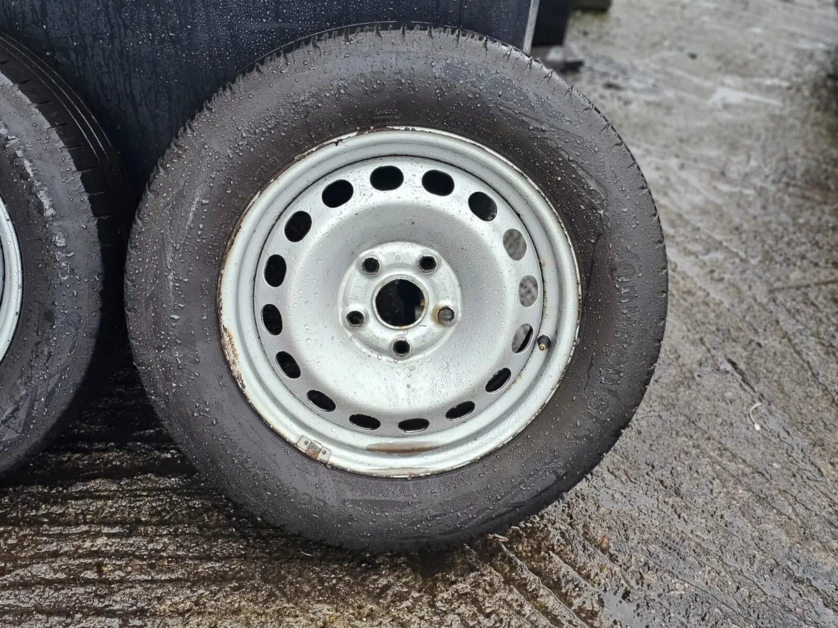 4 Genuine VW Caddy Steelies 15" - Image 3