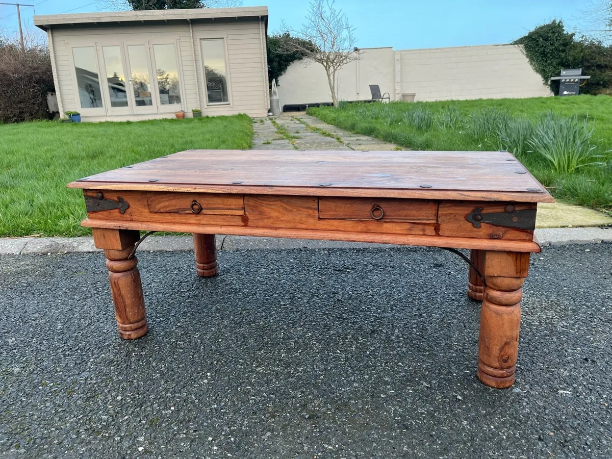Solid wood coffee table - Image 1