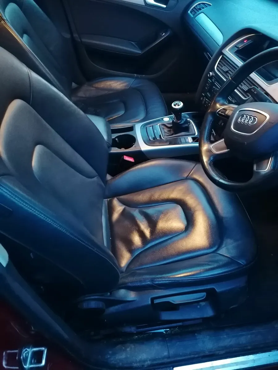 Audi A4 2015 - Image 2