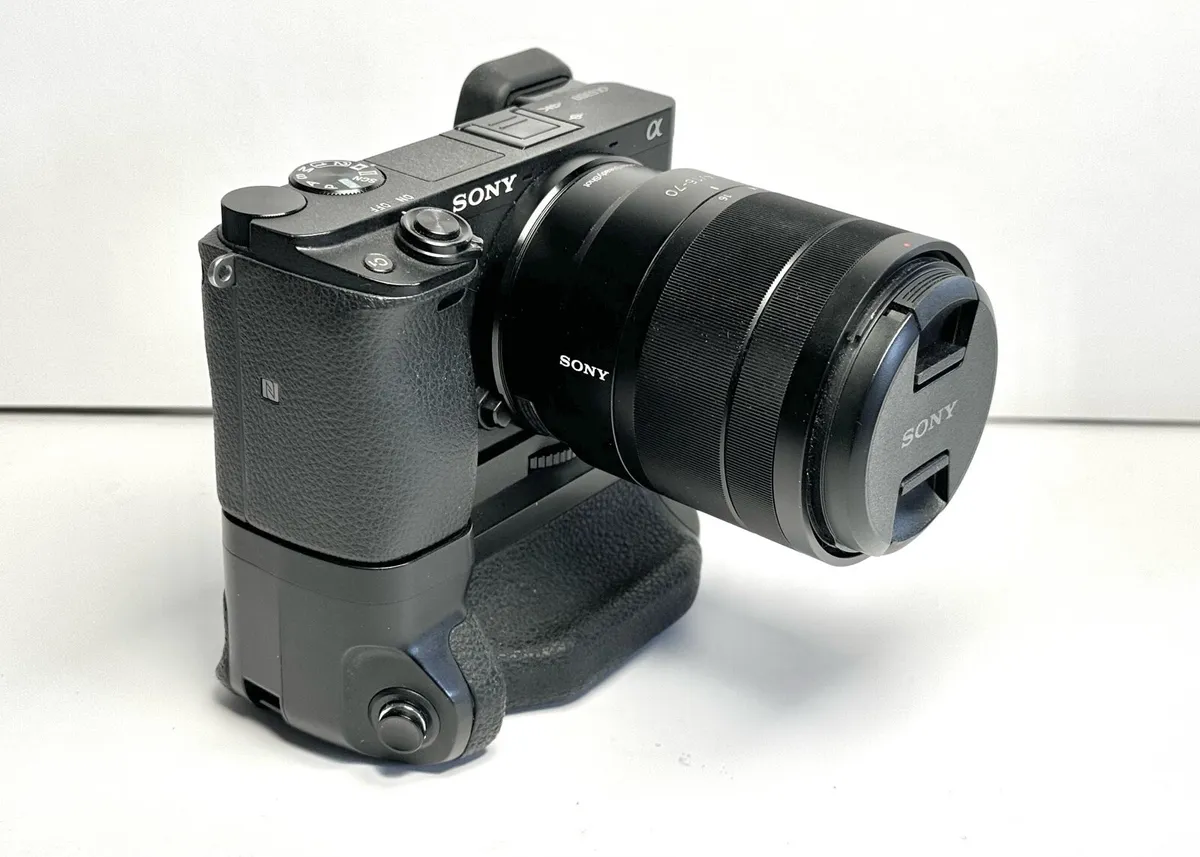 Sony a6300 Camera 4K - Image 1