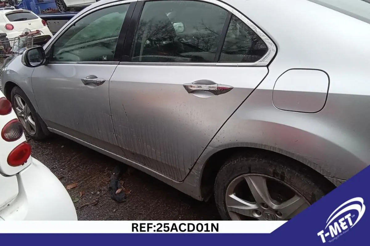 2012 HONDA ACCORD BREAKING FOR PARTS - Image 4