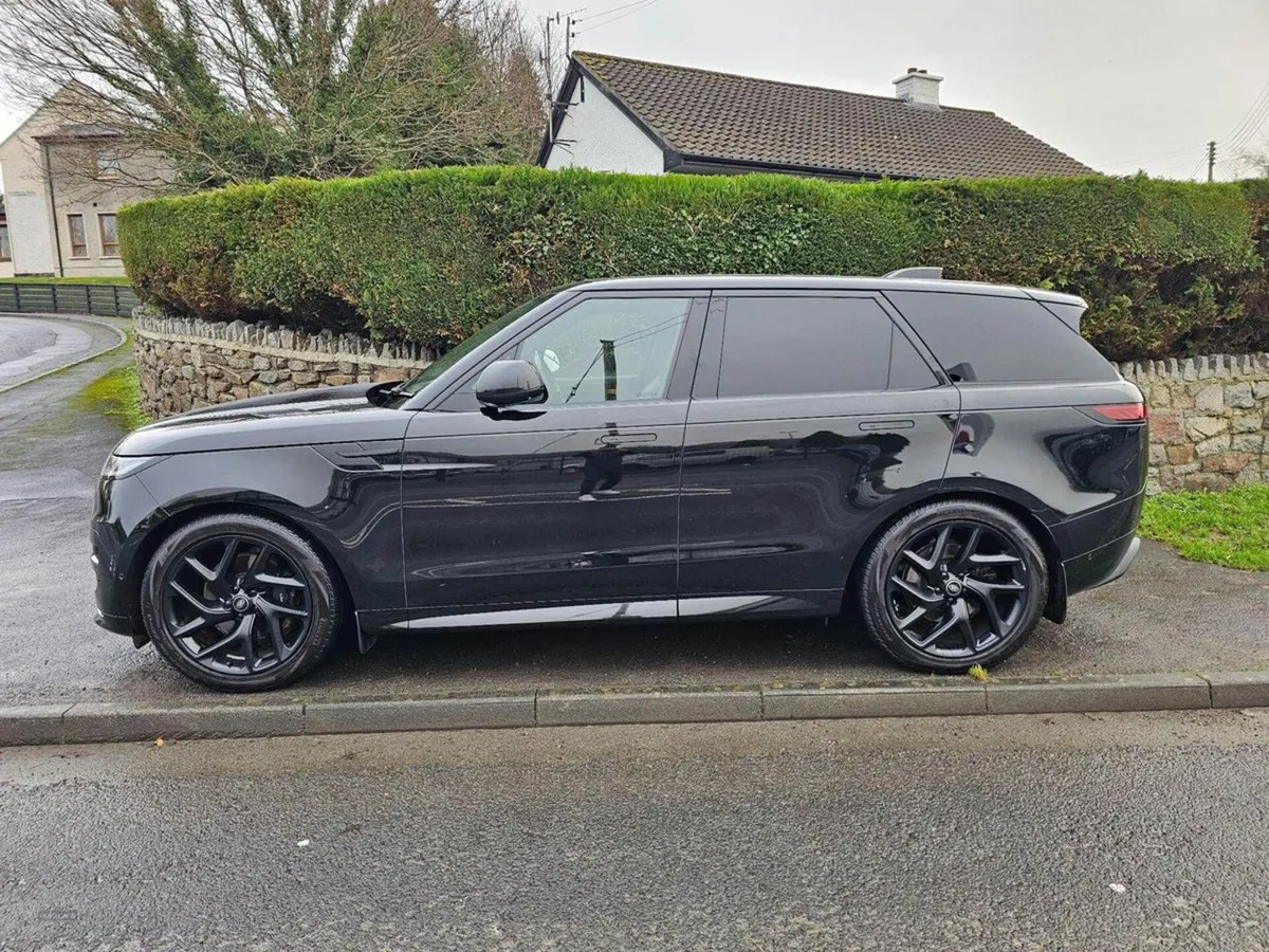 Land Rover Range Rover Sport 3.0 D300 Mhev Dynami - Image 2