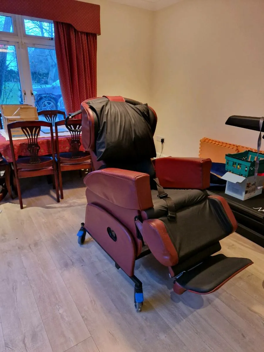 Cosy Comfort Chair - Image 3
