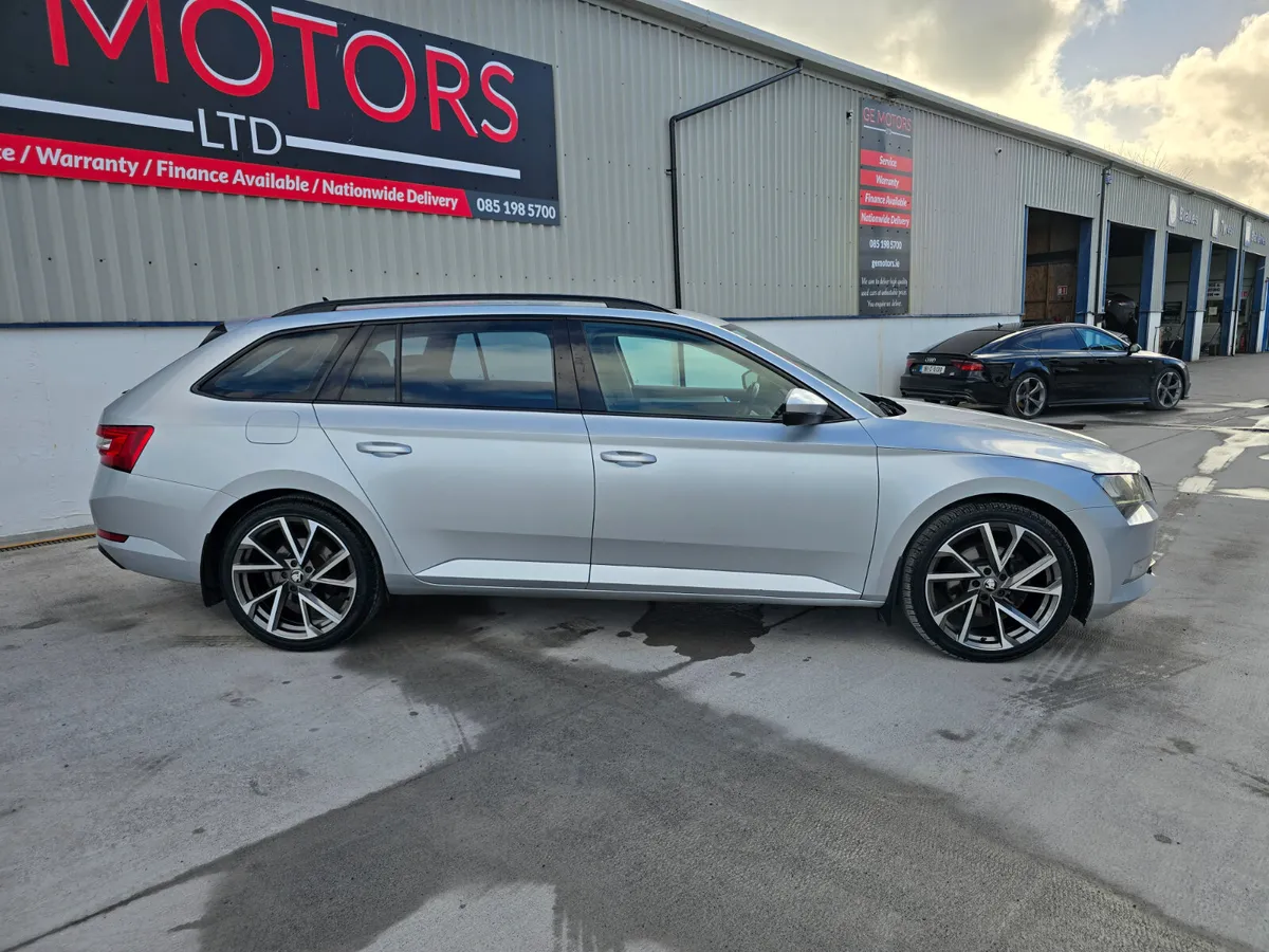 ☆172 SKODA SUPERB 2.0 150BHP ESTATE MODEL☆ - Image 4
