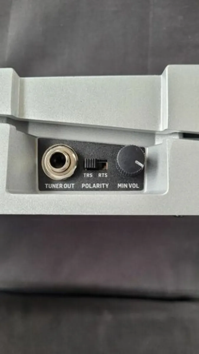 Behringer FC600 Volume Pedal - Image 2