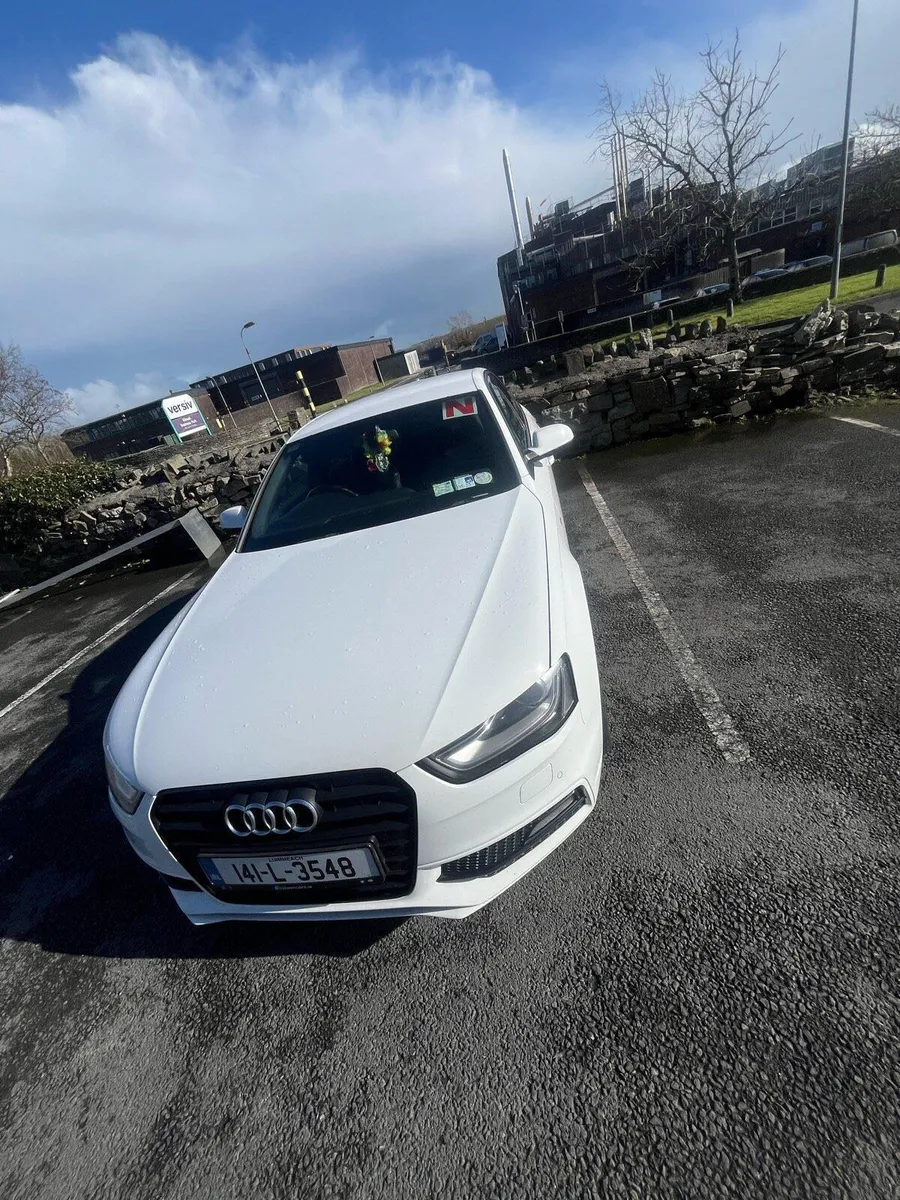 Audi A4 Sline Black edition 2014 - Image 4