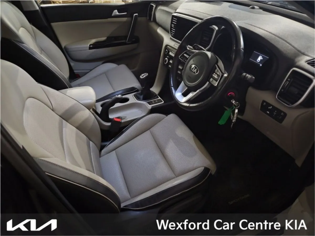 Kia Sportage 1.6 Diesel Special Edition 135BHP - Image 4