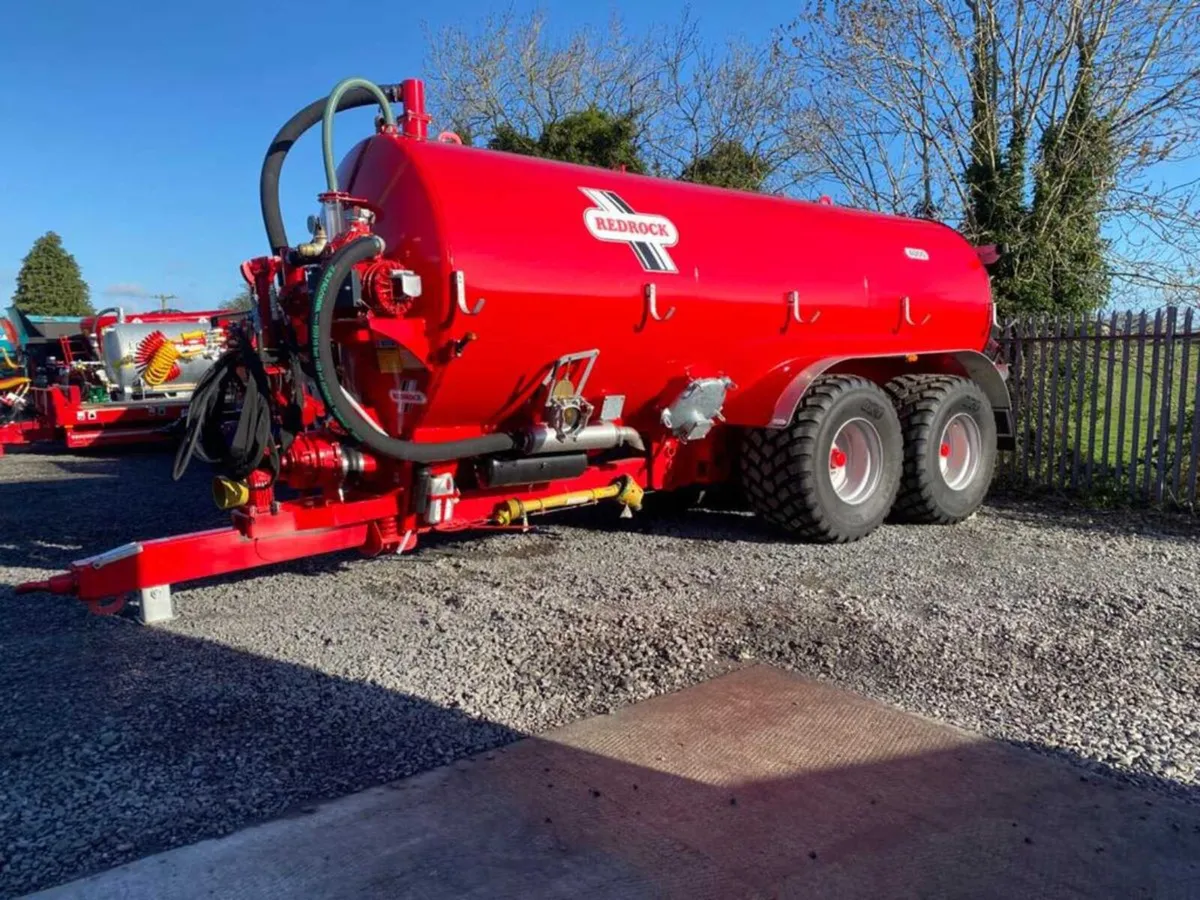 Redrock 4000 GL Tandem Axle Tank - Image 1