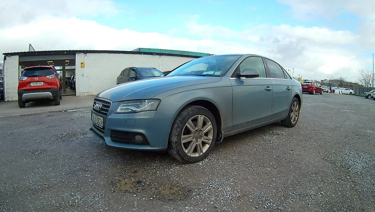 Audi A4 2010 - Image 3