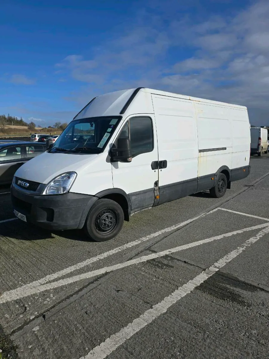 2012 Iveco Daily Camper - Image 1
