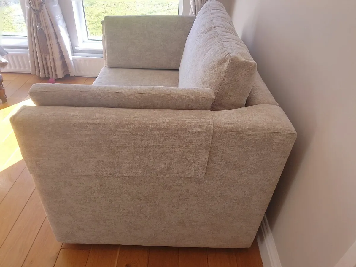 Sofa - Image 2