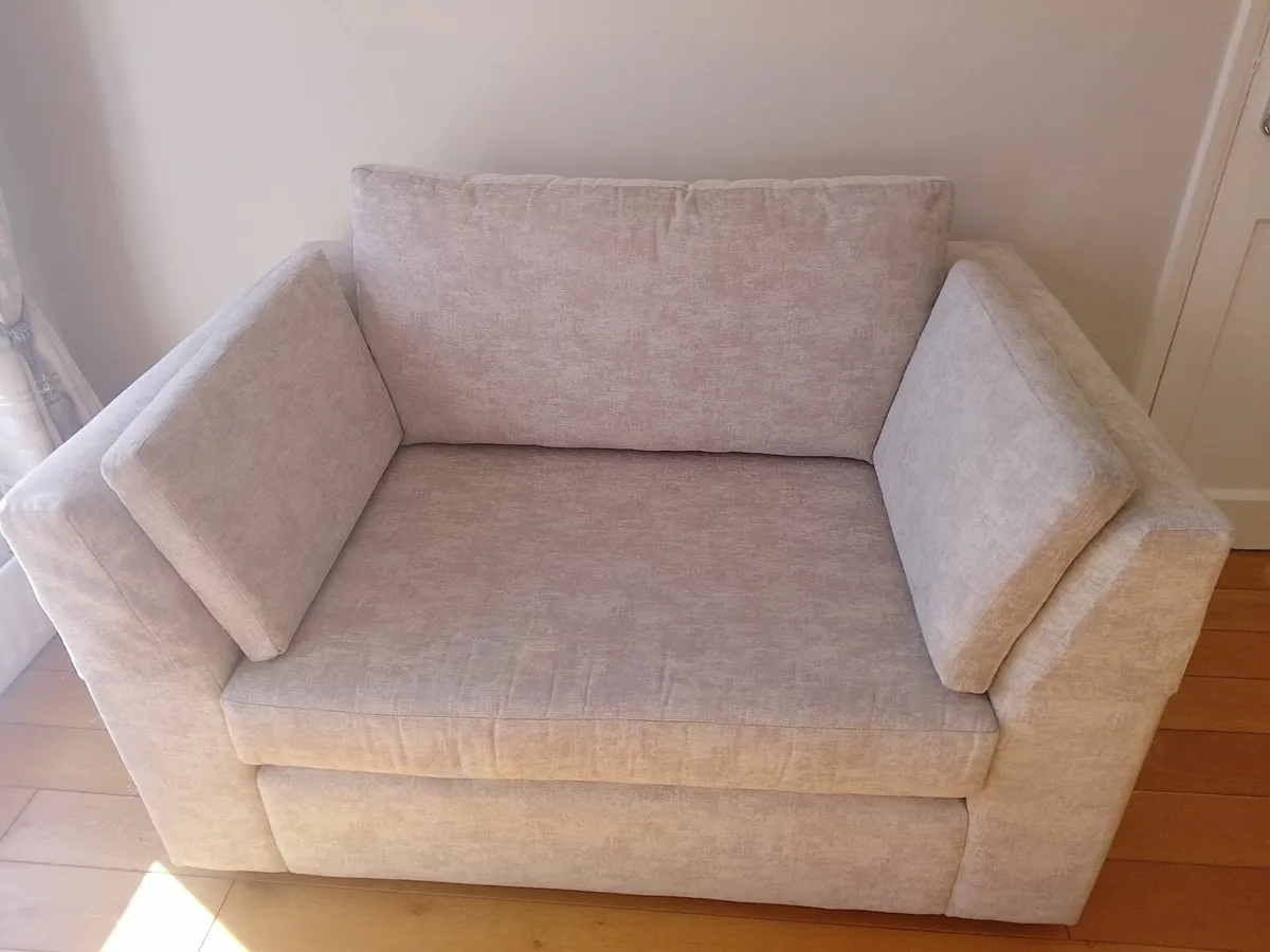 Sofa - Image 3