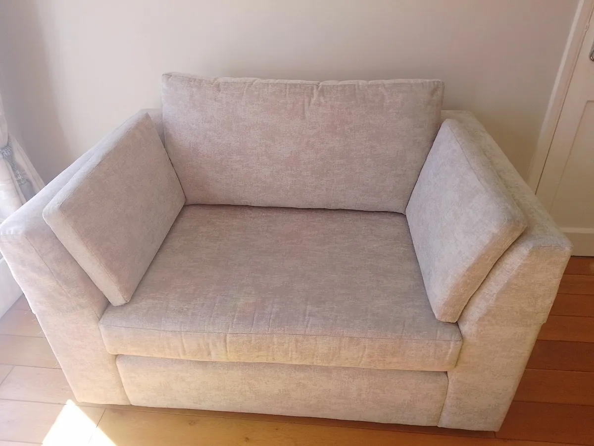 Sofa - Image 4