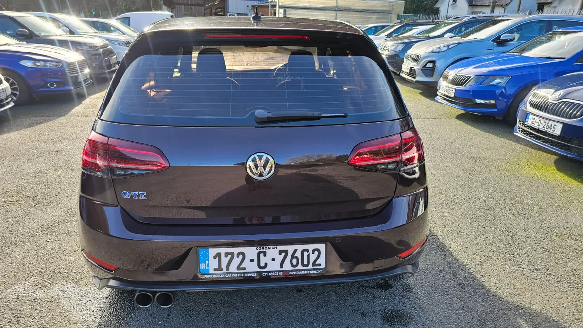 Volkswagen Golf 2017 1.4TSI 5DR DSG 204HP GTE - Image 4