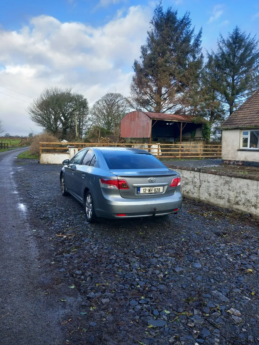 Toyota avensis - Image 2