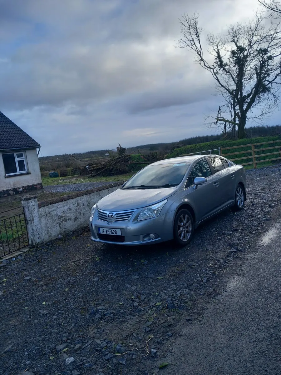 Toyota avensis - Image 3
