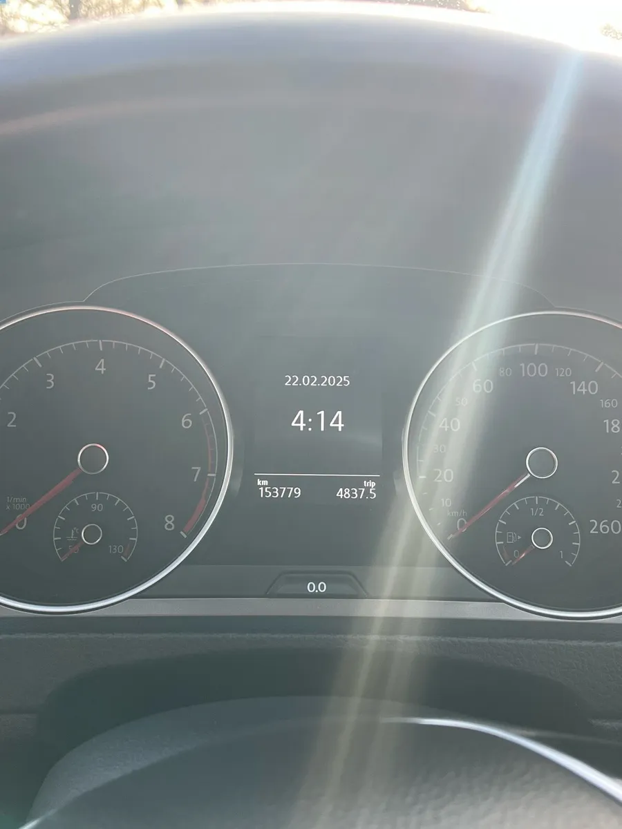 Volkswagen Golf 1.2L - Image 4