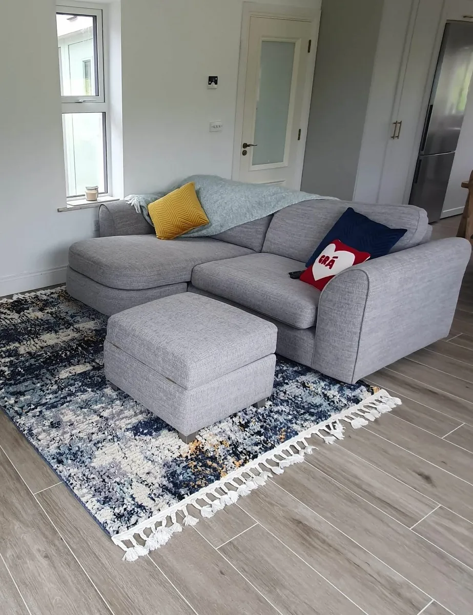 Sofa 4 Seater - Image 1