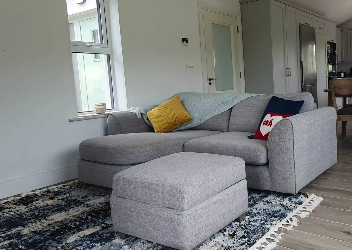 Sofa 4 Seater - Image 2