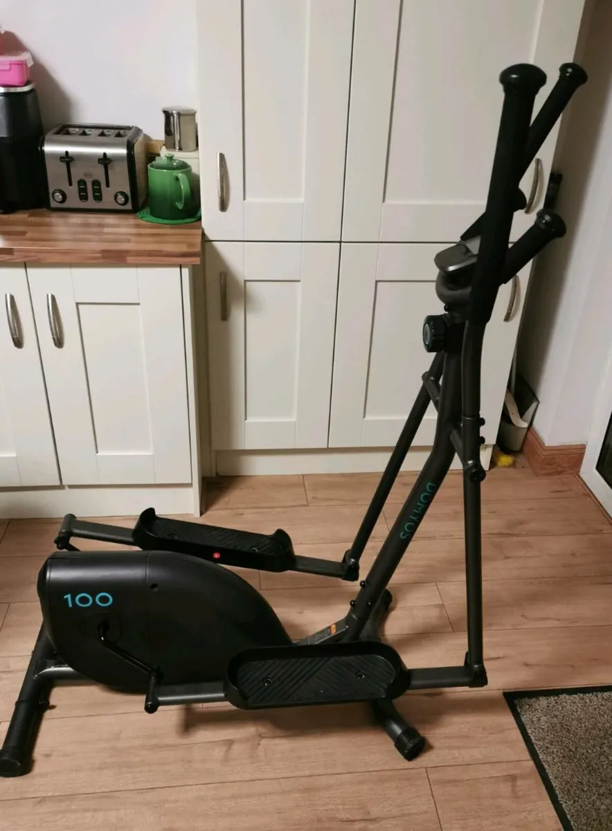 Crosstrainer, cross trainer