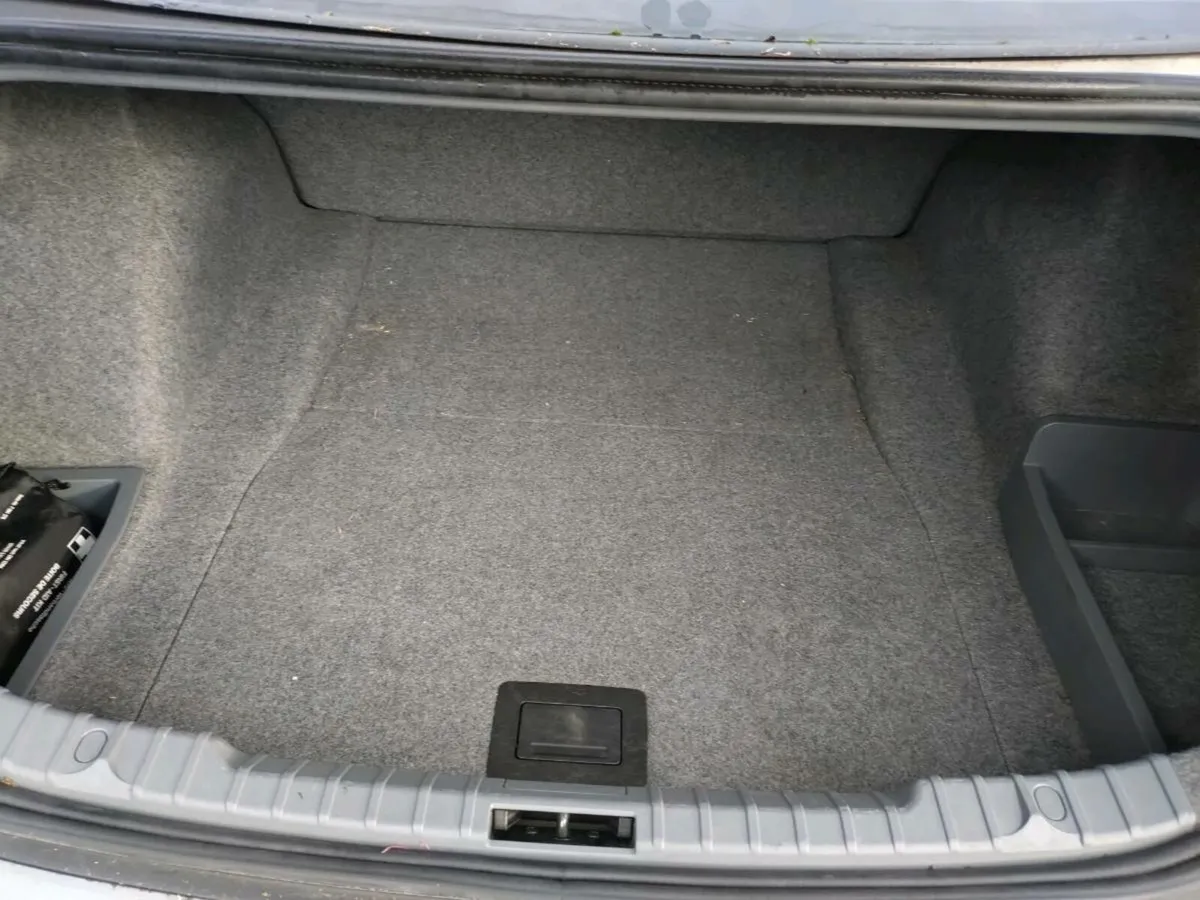 BMW 316 (needs engine) - Image 3