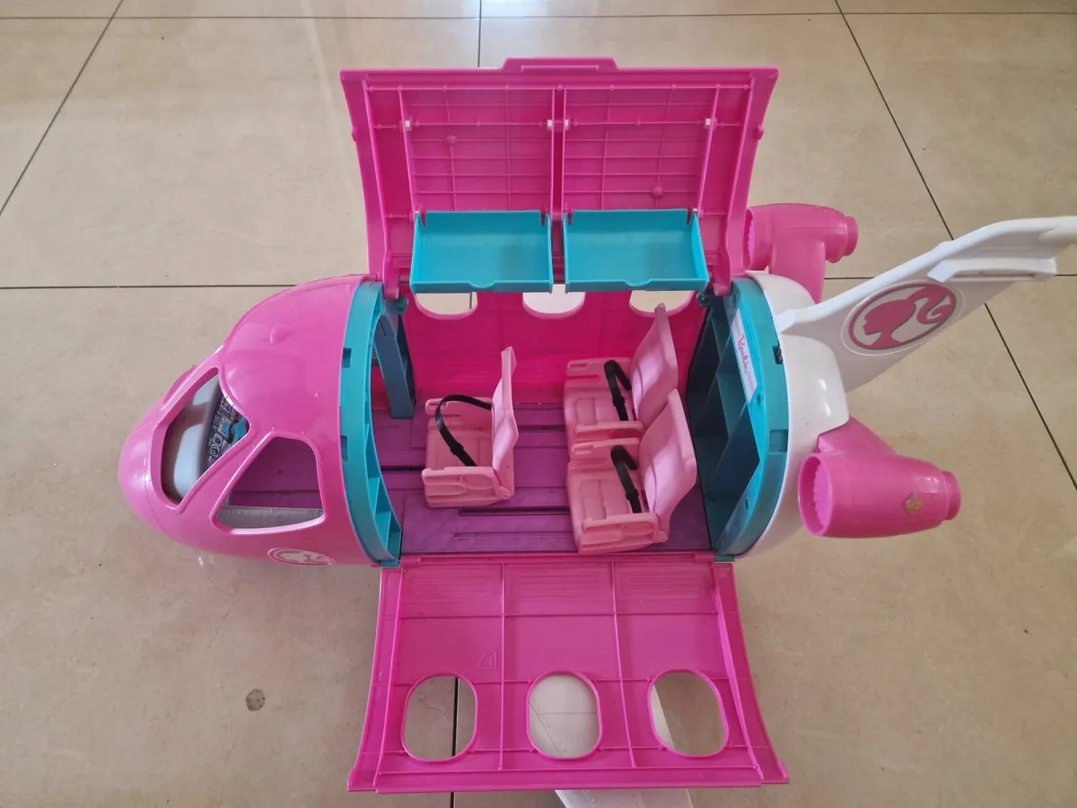 Barbie Airplane - Image 4